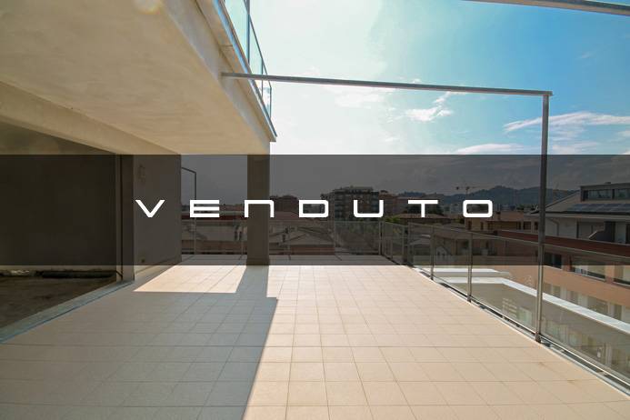 Attico in vendita a Bergamo, Redona