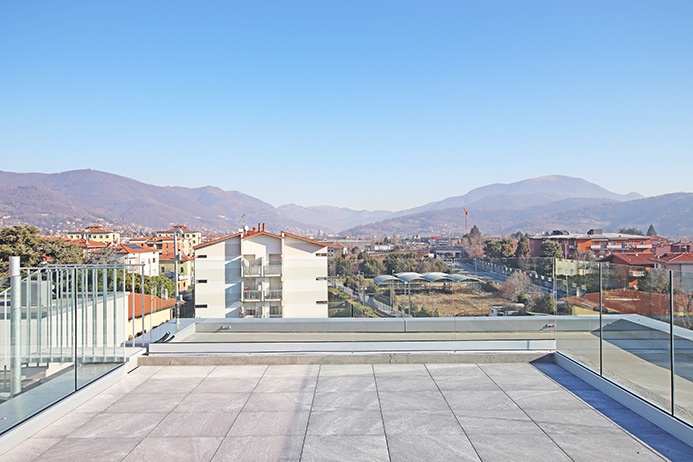 Attico in vendita a Torre Boldone