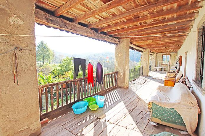 Cascina/Casale/Masseria in vendita a Caprino Bergamasco, Celana