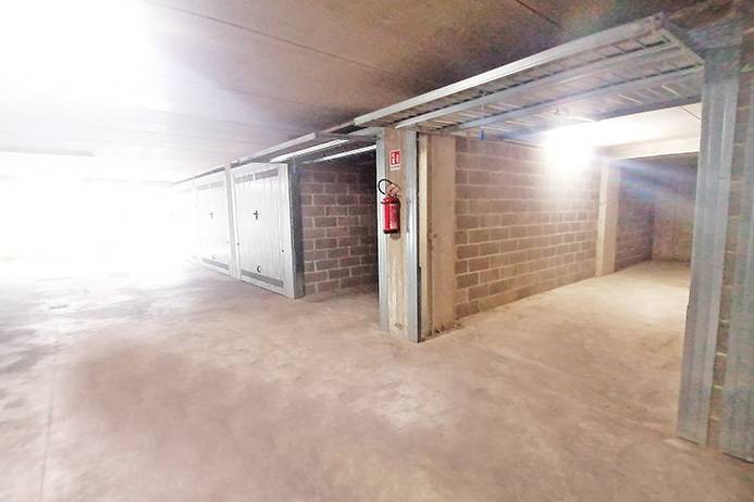 Box o garage in vendita a Bergamo, Redona