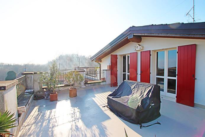 Attico in vendita a Padenghe sul Garda