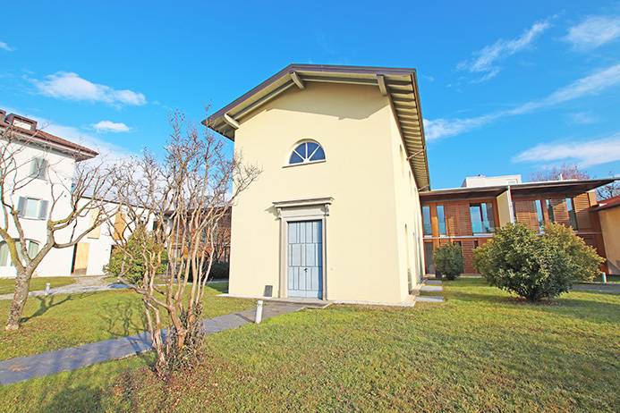Casa indipendente in vendita a Bergamo, Redona