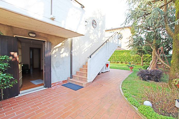 Villa in vendita a Curno