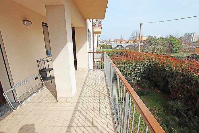 Appartamento in vendita a Bergamo, Villaggio Sposi