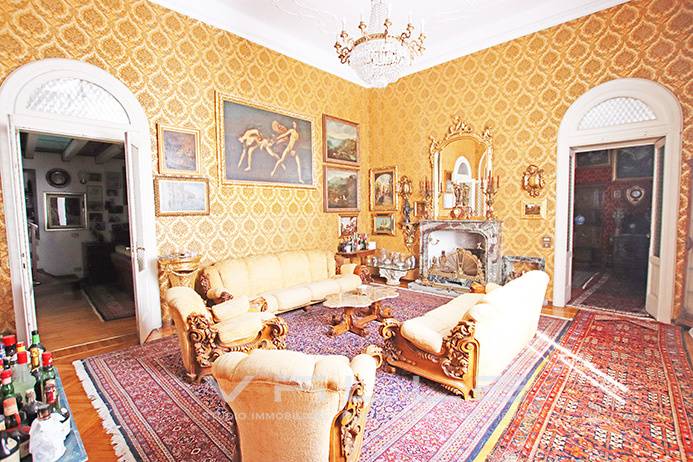 Appartamento in vendita a Bergamo, Centrale