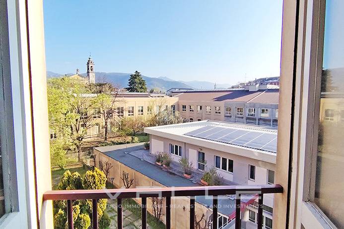 Appartamento in vendita a Bergamo, Centrale