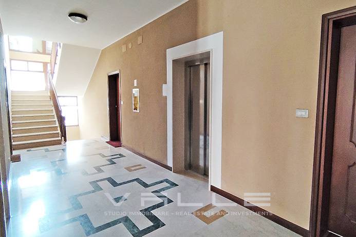 Appartamento in vendita a Bergamo, Centrale