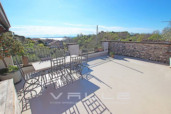 Attico in vendita a Padenghe sul Garda