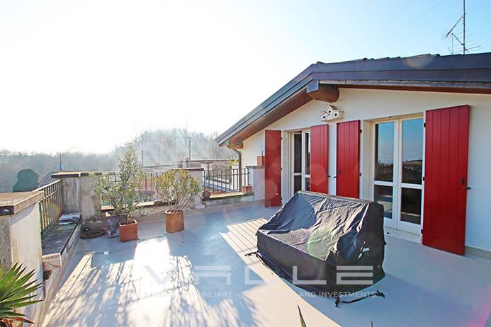 Attico in vendita a Padenghe sul Garda