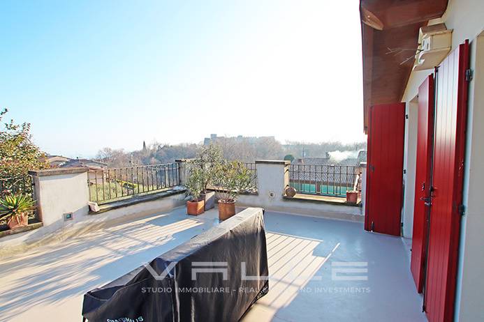 Attico in vendita a Padenghe sul Garda