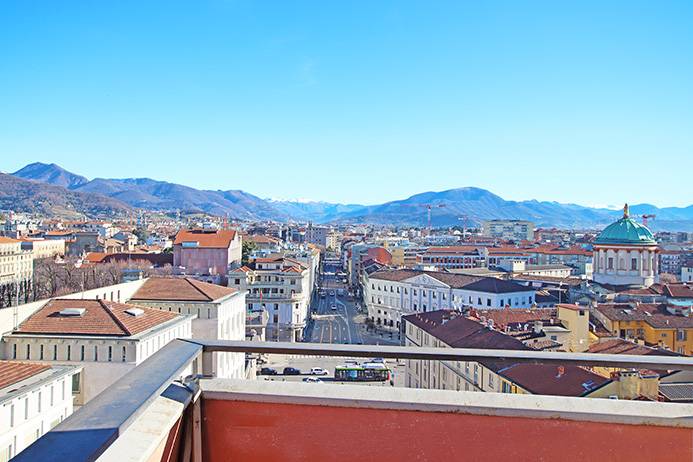 Attico in vendita a Bergamo, Centrale