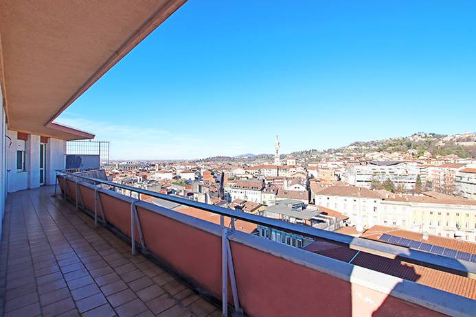 Attico in vendita a Bergamo, Centrale