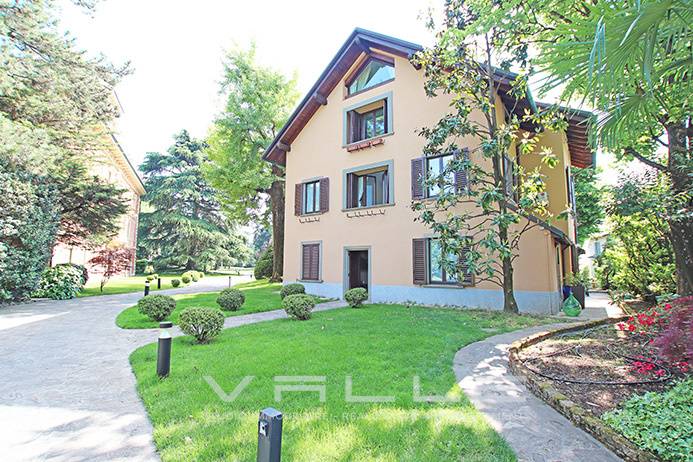 Villa in vendita a Bergamo, Centrale