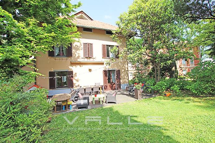 Villa in vendita a Bergamo, Centrale