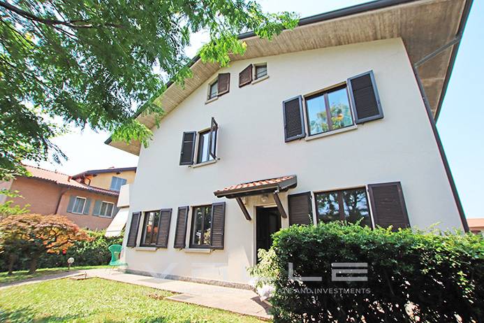 Villa in vendita a Mozzo