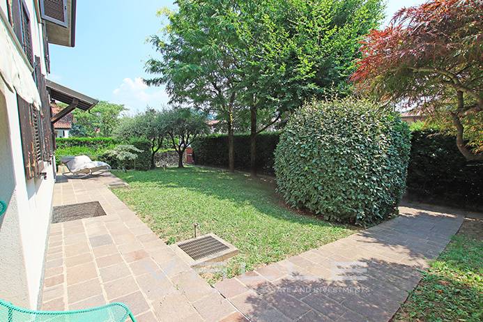 Villa in vendita a Mozzo