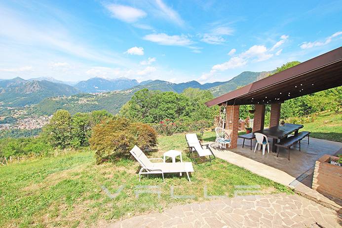 Villa in vendita a Zogno, Poscante