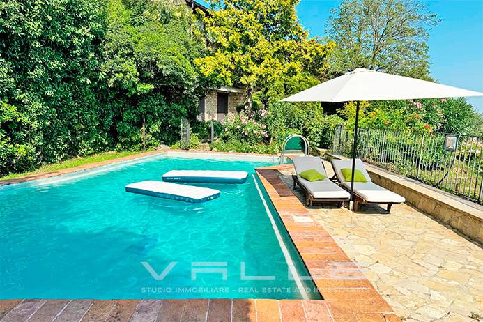 Casa indipendente in vendita a Bergamo, Colli di Bergamo