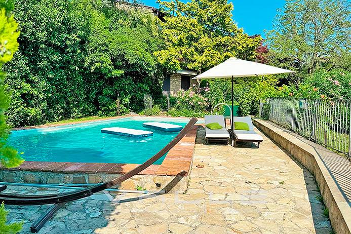 Casa indipendente in vendita a Bergamo, Colli di Bergamo