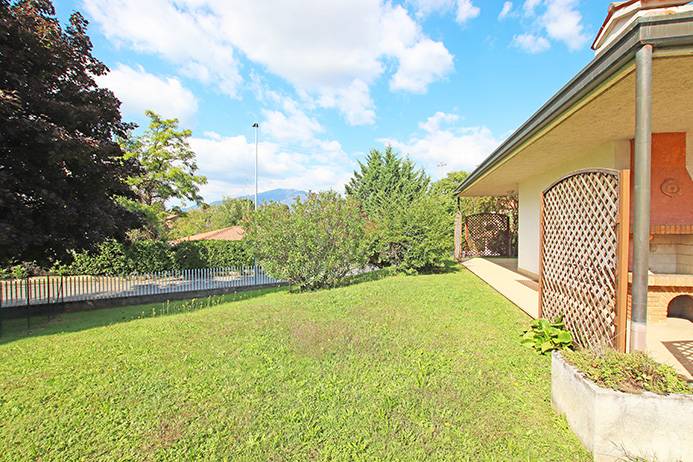 Villa in vendita a Mozzo, Pascoletto