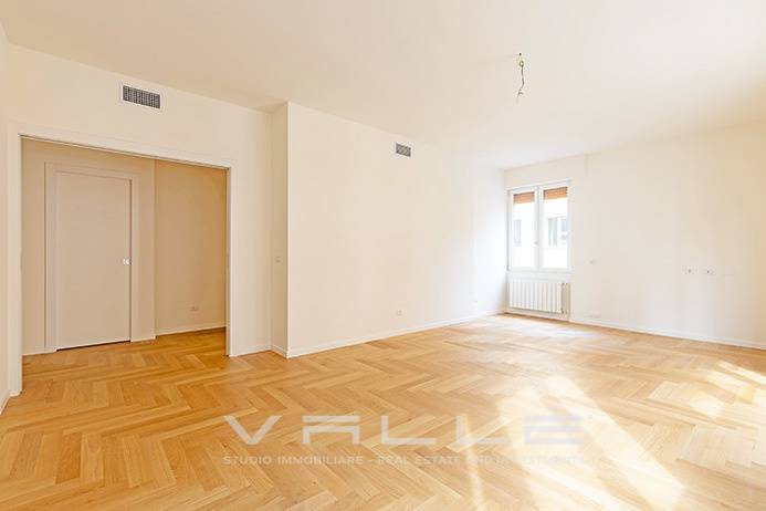 Appartamento in vendita a Bergamo, Centrale