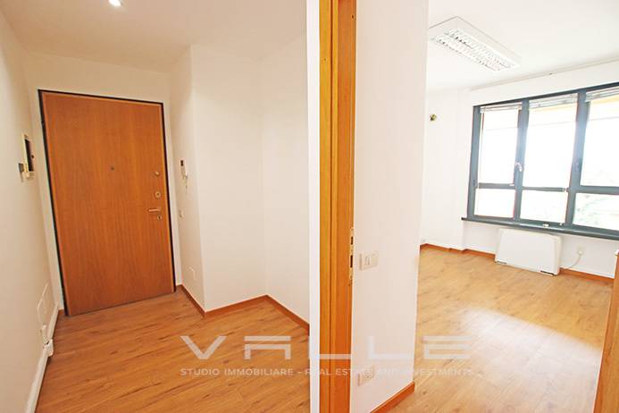 Appartamento in vendita a Bergamo, Centrale