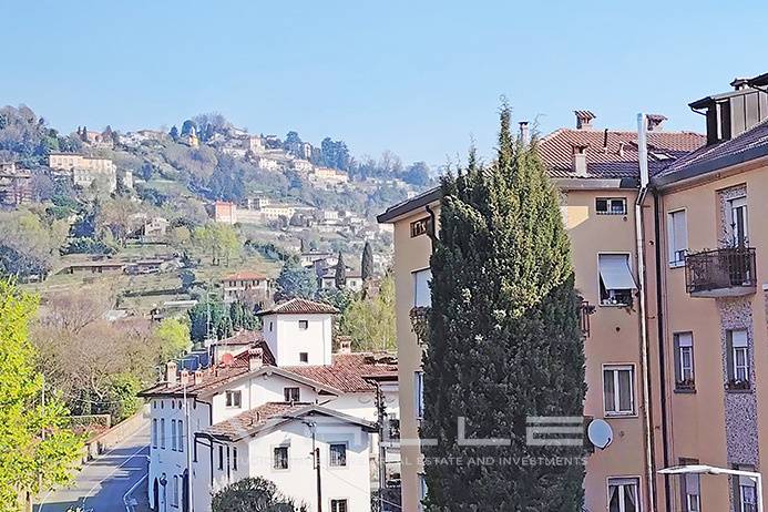 Appartamento in vendita a Bergamo, Loreto
