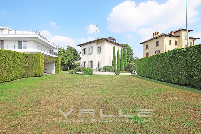 Villa in vendita a Bergamo, Longuelo