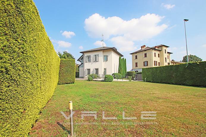 Villa in vendita a Bergamo, Longuelo