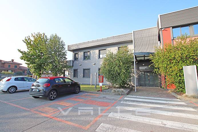 Capannone Industriale in vendita a Urgnano