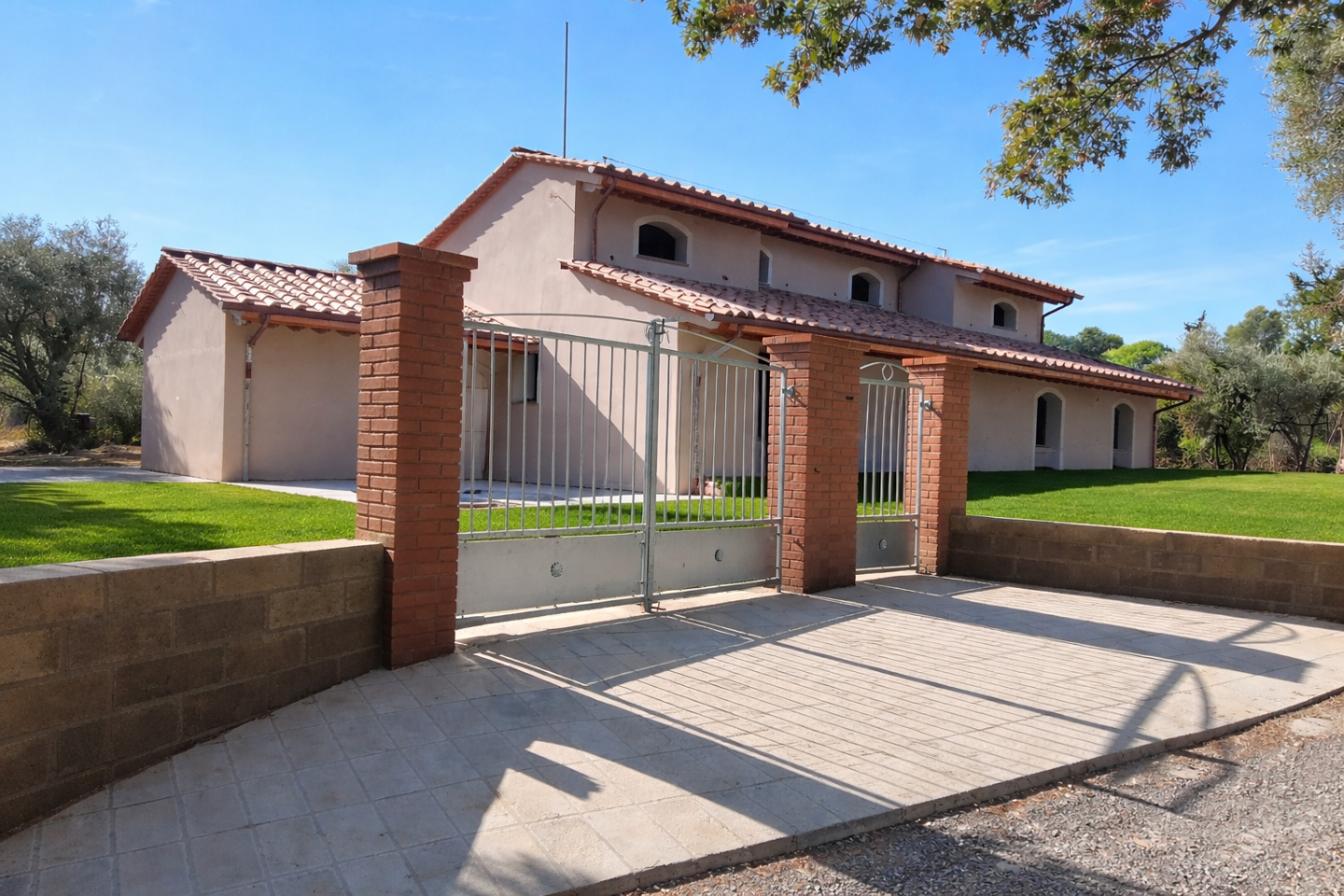 Villa Bifamiliare con giardino a Montopoli in Val d'Arno