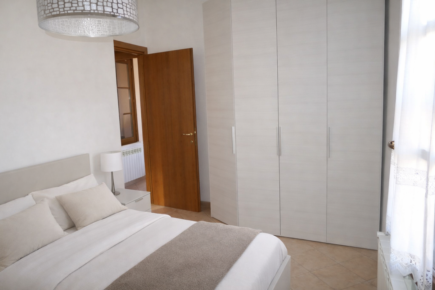 Bilocale arredato in affitto a Cascina