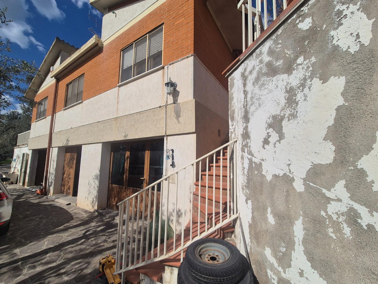 Casa indipendente con giardino, Campiglia Marittima venturina terme