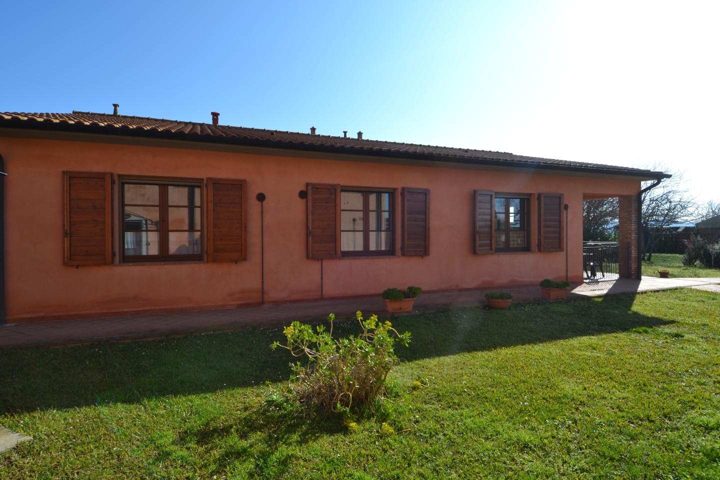 Trilocale in vendita, Campiglia Marittima casalappi