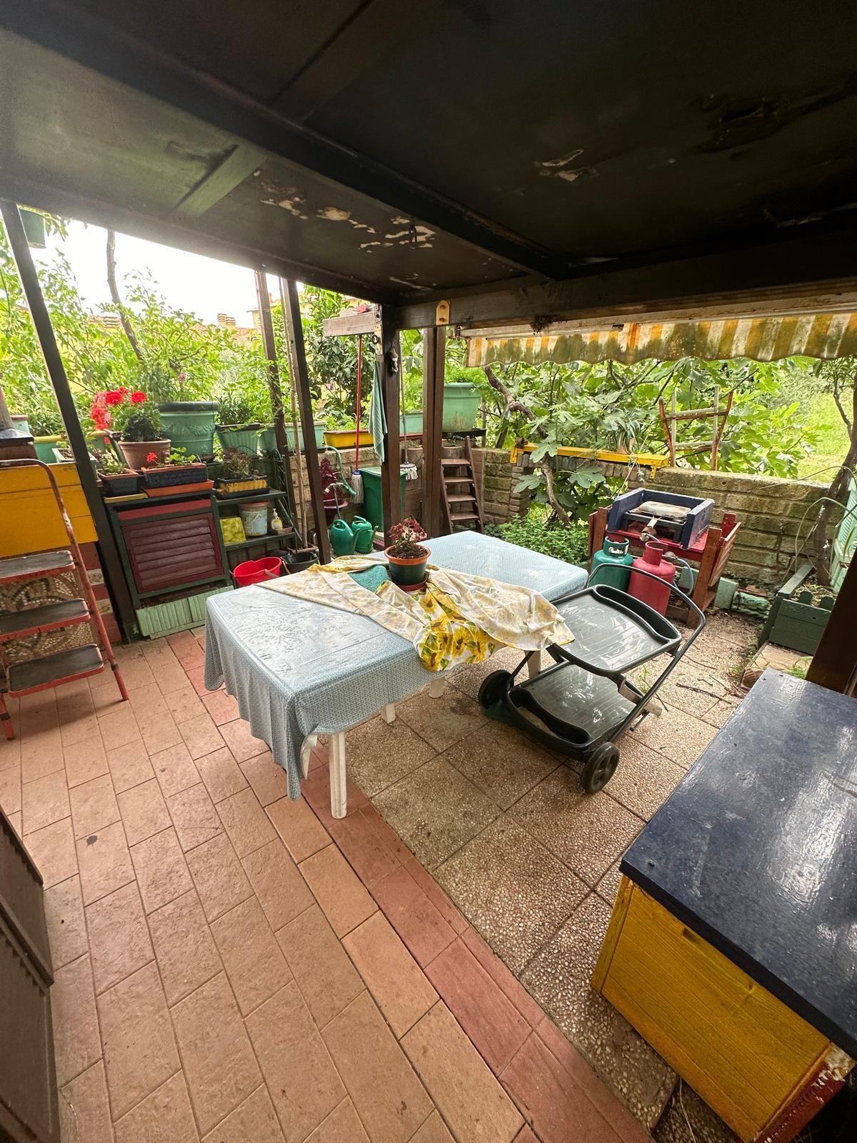 Villa con giardino a Campiglia Marittima