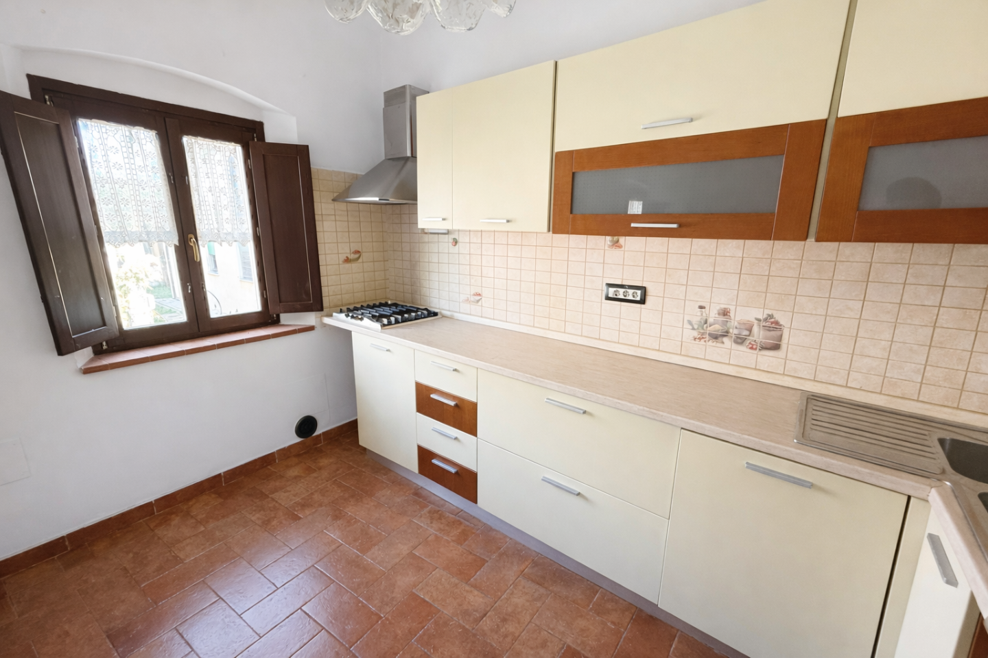 Quadrilocale arredato in affitto, Vicopisano uliveto terme