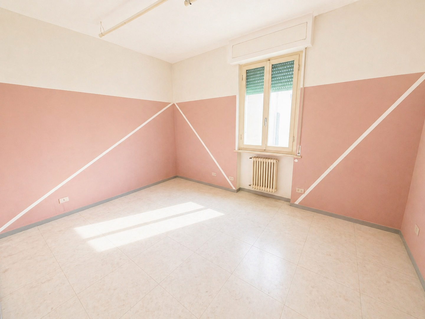 Appartamento da ristrutturare, Pontedera stadio,centro scolastico