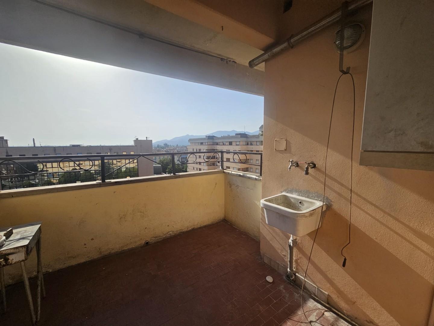 Trilocale con terrazzi, Pontedera stazione