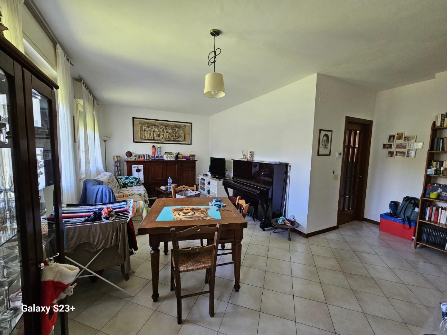 Trilocale arredato in affitto, Collesalvetti vicarello