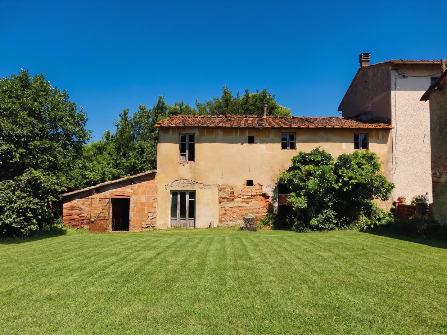 Rustico con giardino, Santa Maria a Monte cerretti