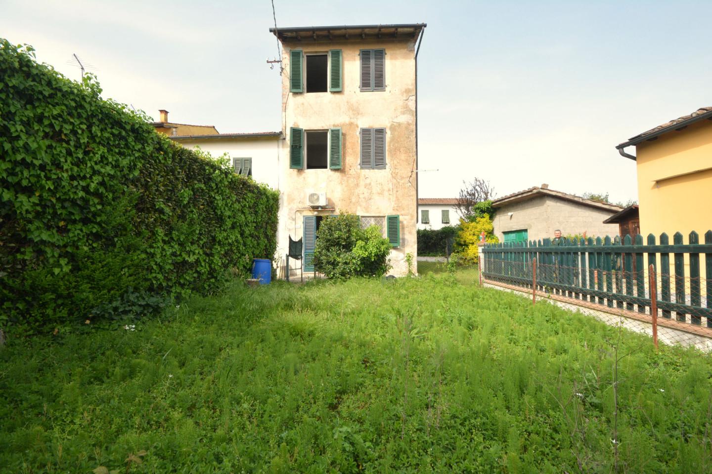 Casa indipendente con giardino, Lucca san concordio contrada