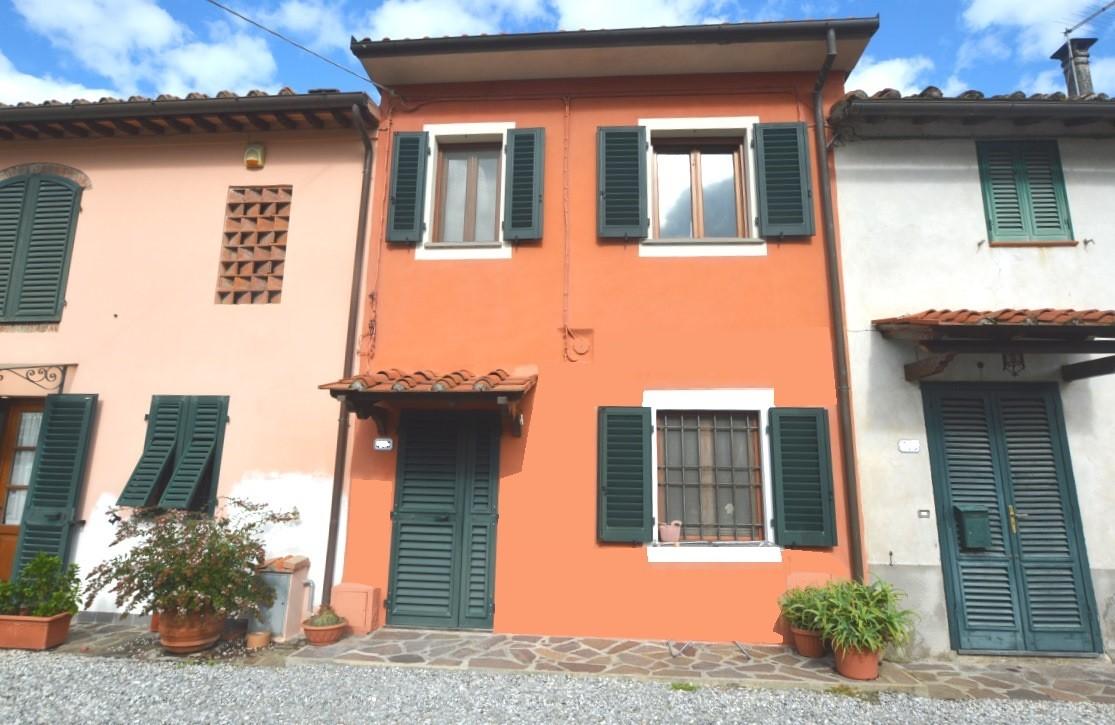 Casa indipendente in vendita, Lucca san filippo