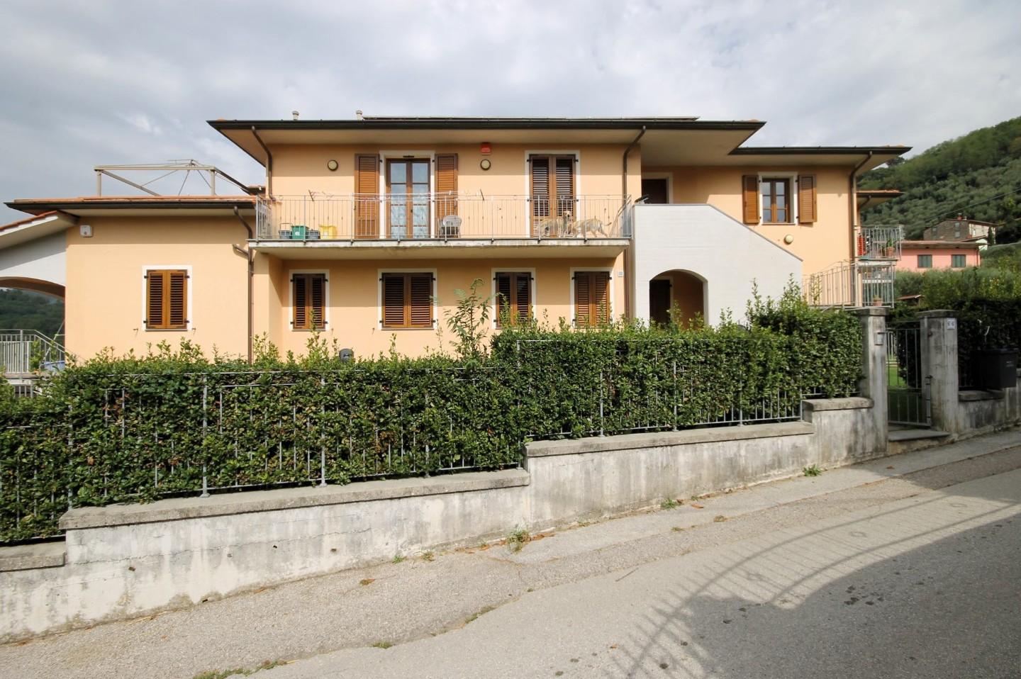 Quadrilocale in vendita, Borgo a Mozzano domazzano