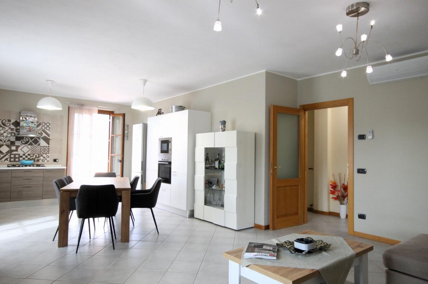 Quadrilocale in vendita, Borgo a Mozzano domazzano