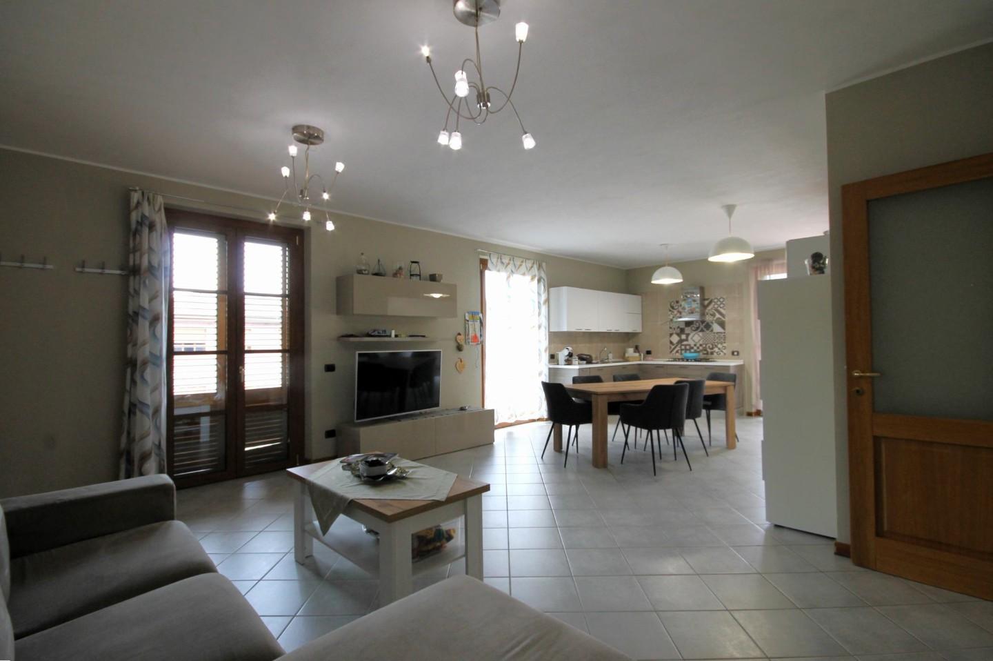 Quadrilocale in vendita, Borgo a Mozzano domazzano