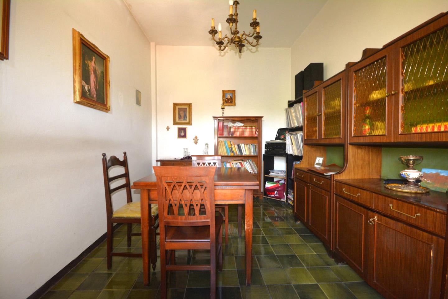 Appartamento con giardino, Lucca sorbano del vescovo