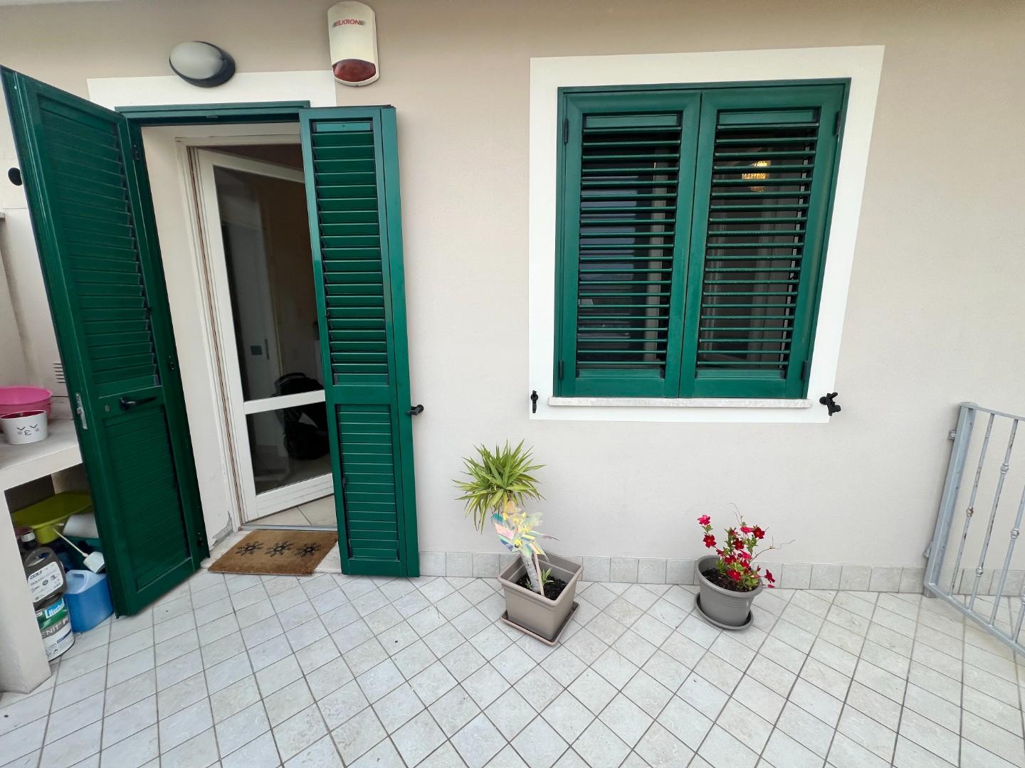 Quadrilocale con terrazzo, Lucca santissima annunziata