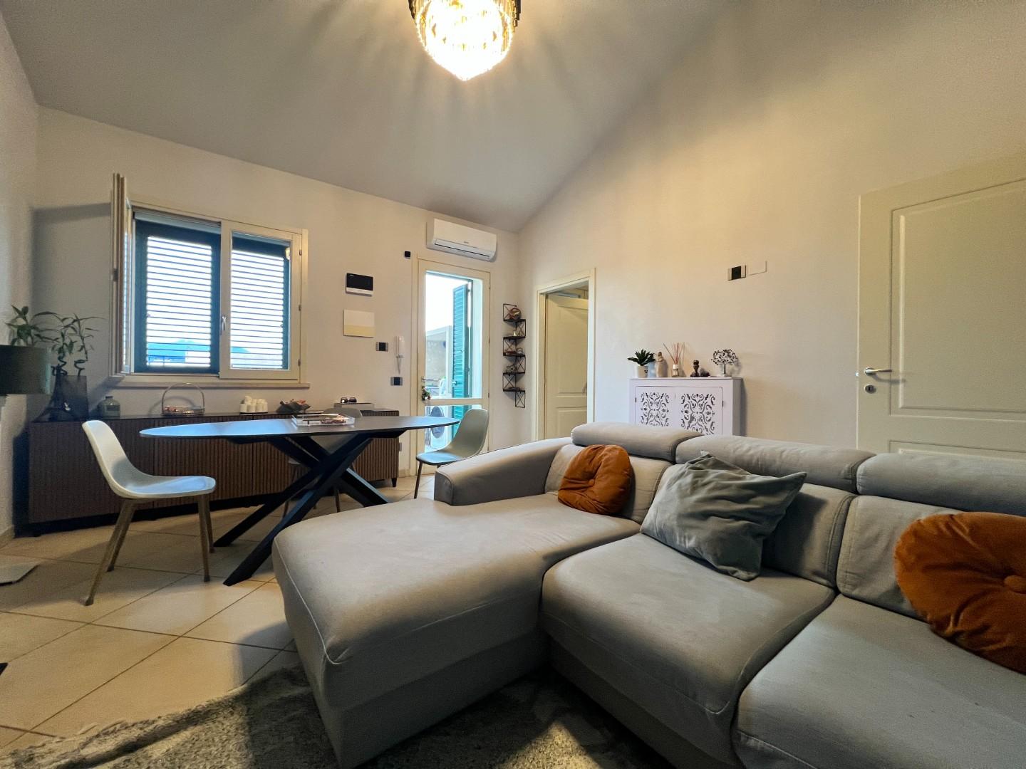 Quadrilocale con terrazzo, Lucca santissima annunziata