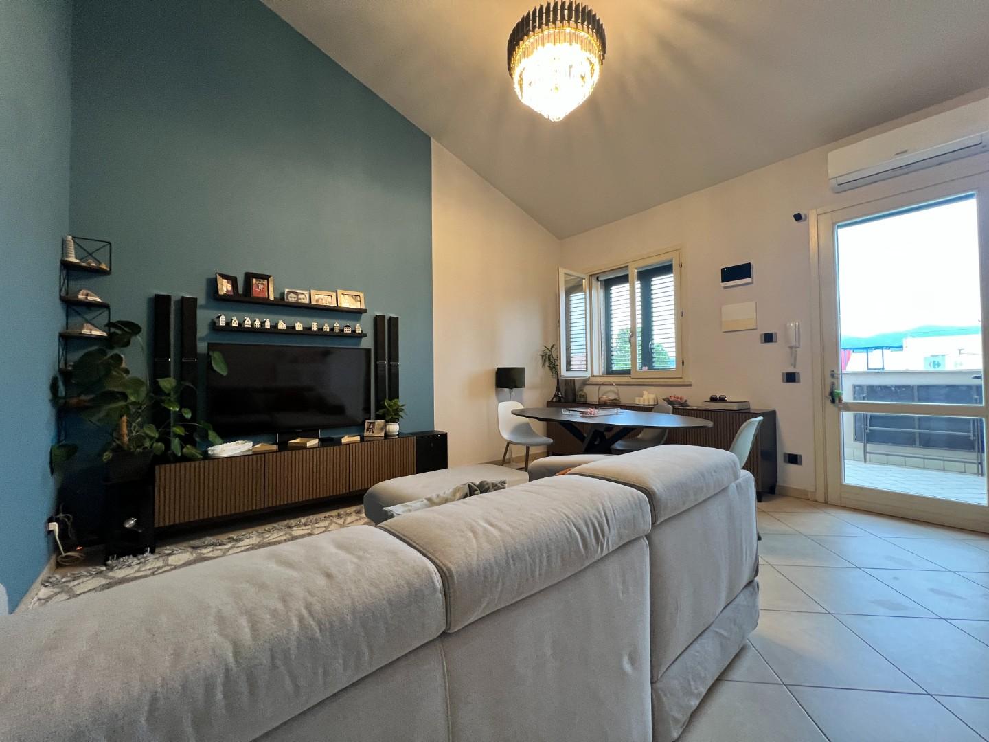 Quadrilocale con terrazzo, Lucca santissima annunziata