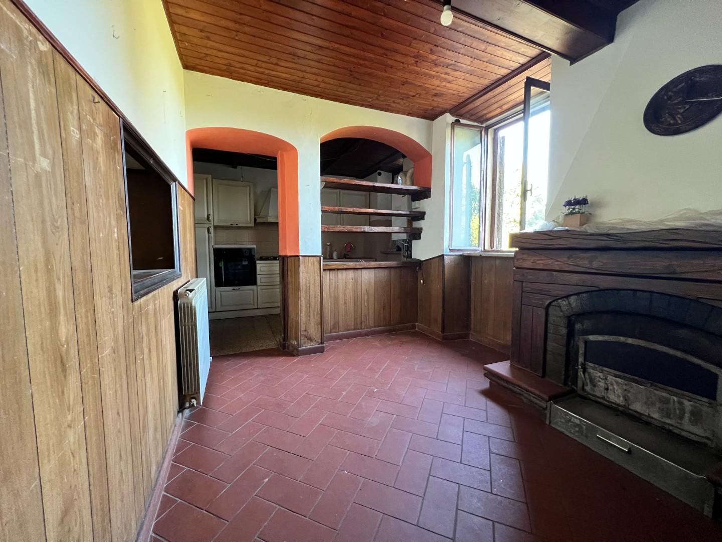 Casa indipendente con giardino, Lucca vicopelago